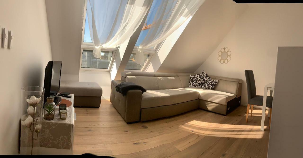 Double Floor Apartment Vienna Esterno foto