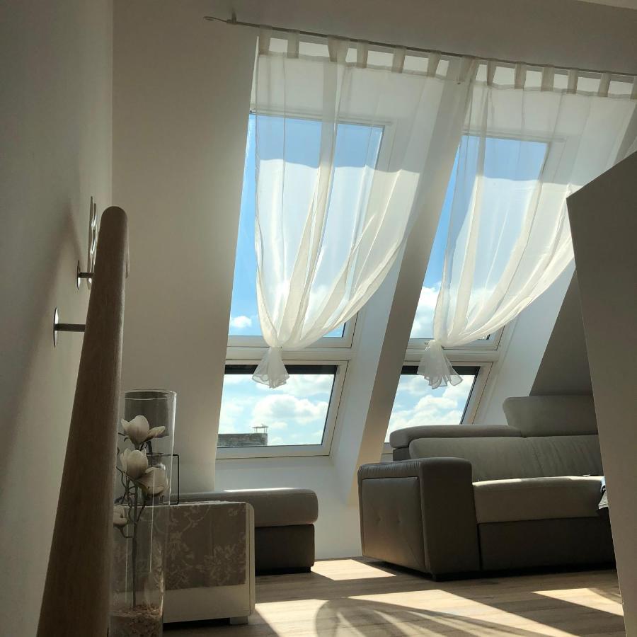 Double Floor Apartment Vienna Esterno foto