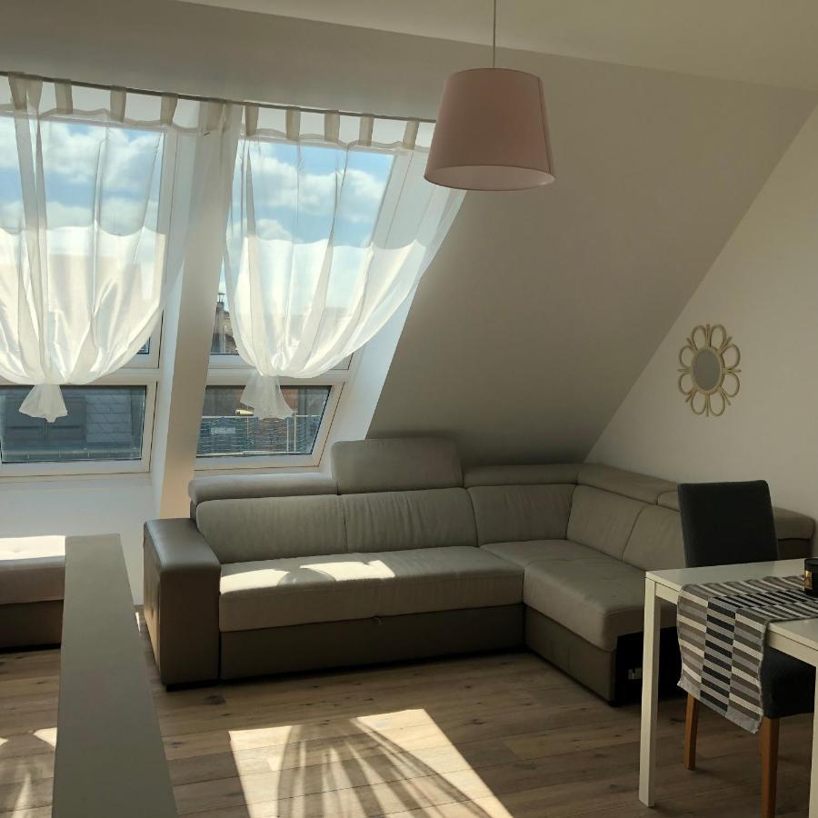 Double Floor Apartment Vienna Esterno foto